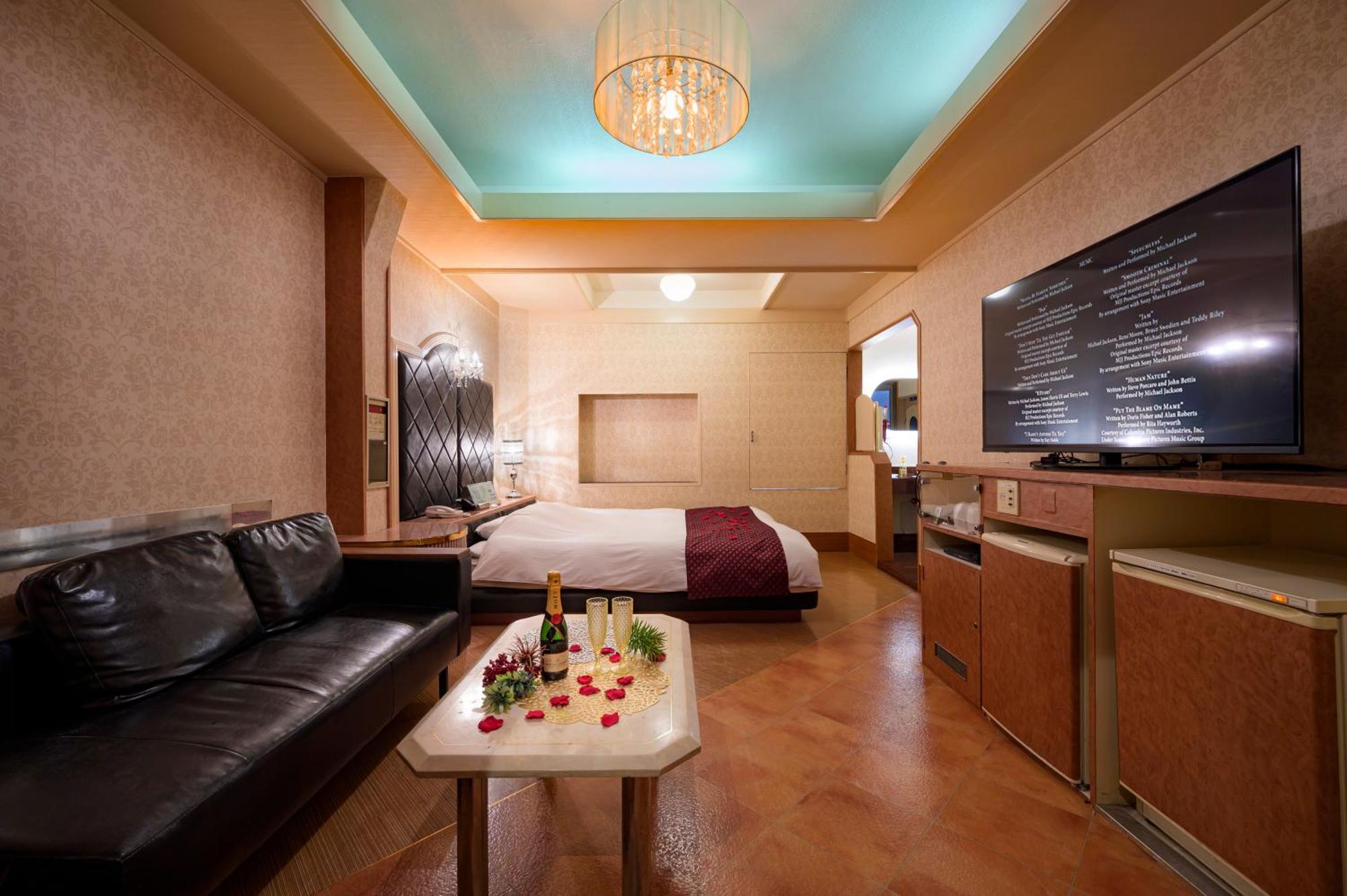 Hotel Mobilia (Adults Only) Tsurugashima Εξωτερικό φωτογραφία