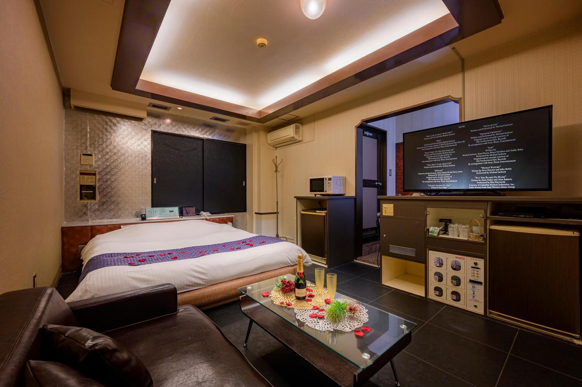 Hotel Mobilia (Adults Only) Tsurugashima Εξωτερικό φωτογραφία
